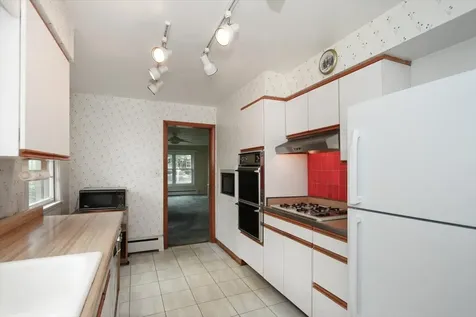 831 South Mitchell Avenue Arlington Heights IL 60005