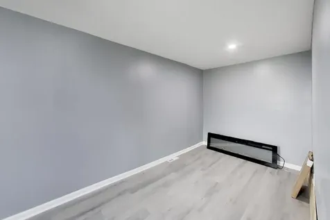 9549 South Calumet Avenue Chicago IL 60628