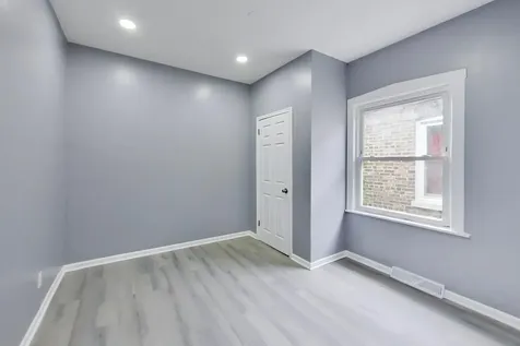 9549 South Calumet Avenue Chicago IL 60628