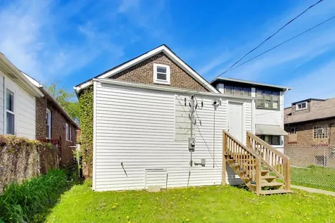 9549 South Calumet Avenue Chicago IL 60628