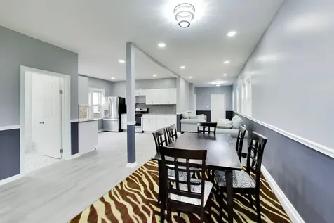 9549 South Calumet Avenue Chicago IL 60628