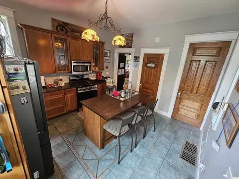 1634 Vermont Street Quincy IL 62301