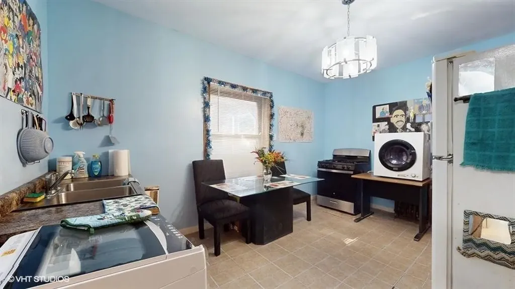 7943 South Laflin Street Chicago IL 60620