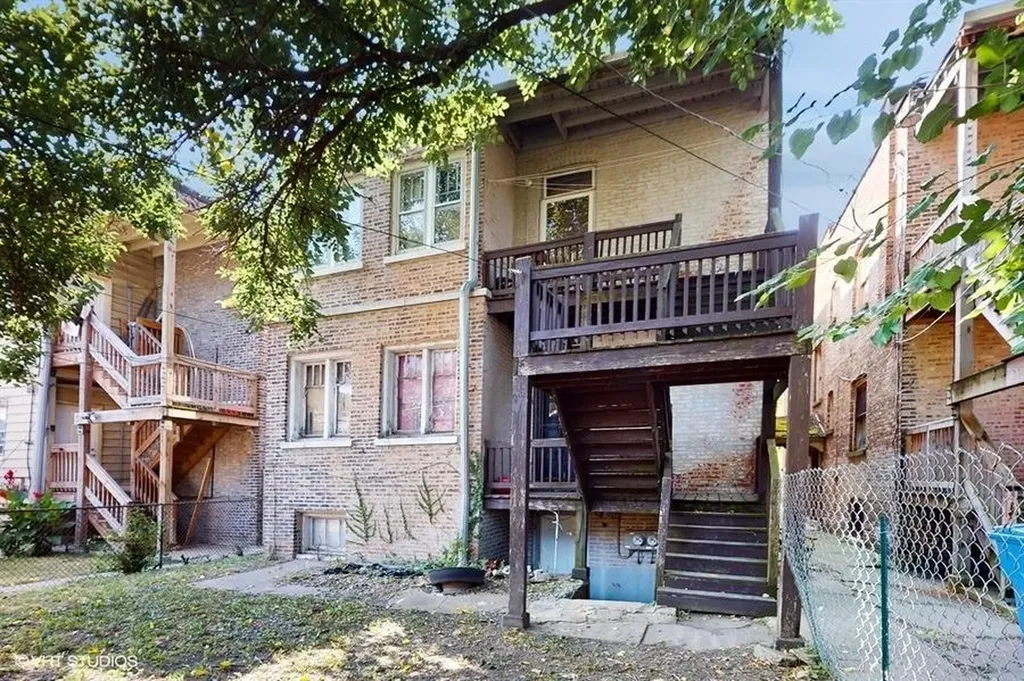 7943 South Laflin Street Chicago IL 60620