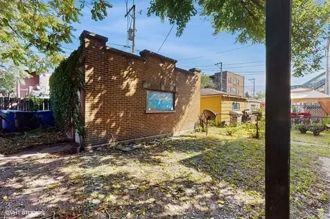 7943 South Laflin Street Chicago IL 60620