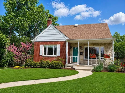 1221 North Oak Park Avenue Oak Park IL 60302