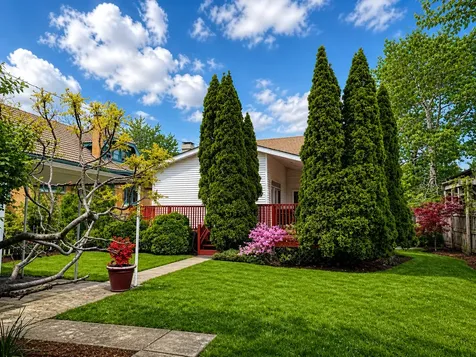 1221 North Oak Park Avenue Oak Park IL 60302