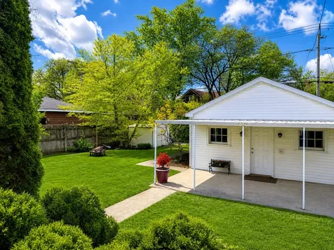 1221 North Oak Park Avenue Oak Park IL 60302