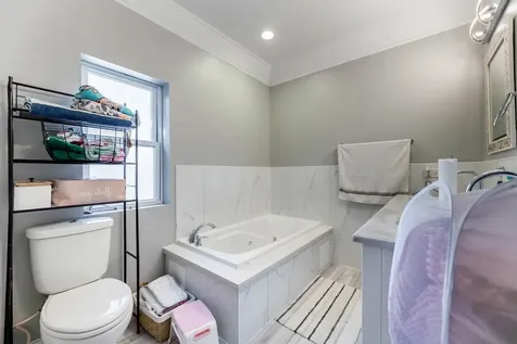 7931 South Paxton Avenue Chicago IL 60617