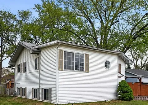 25174 West Claridan Avenue Antioch IL 60002