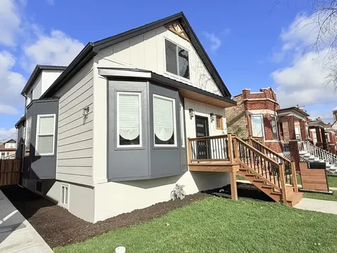 2222 Highland Avenue Berwyn IL 60402