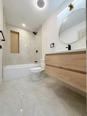 2222 Highland Avenue Berwyn IL 60402