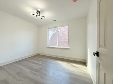 2222 Highland Avenue Berwyn IL 60402