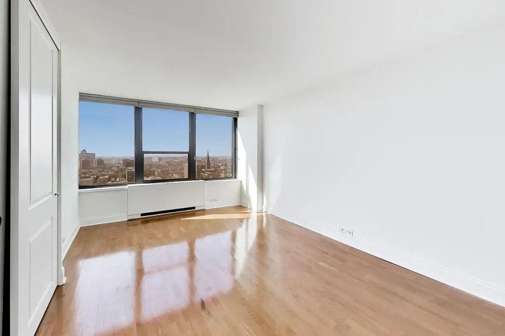 1560 North Sandburg Terrace Chicago IL 60610