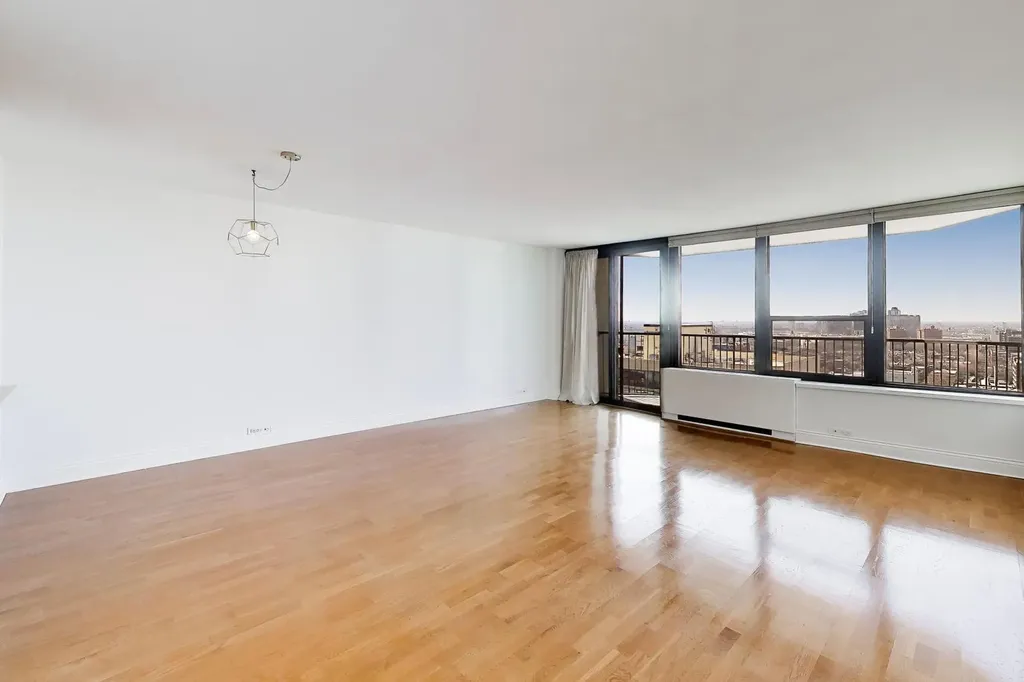 1560 North Sandburg Terrace Chicago IL 60610