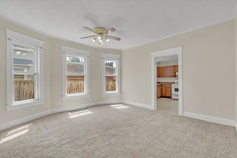 349 10TH Street Moline IL 61265