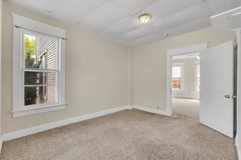 349 10TH Street Moline IL 61265