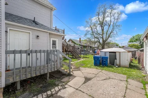 349 10TH Street Moline IL 61265