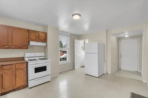 349 10TH Street Moline IL 61265
