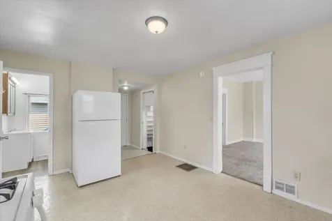 349 10TH Street Moline IL 61265