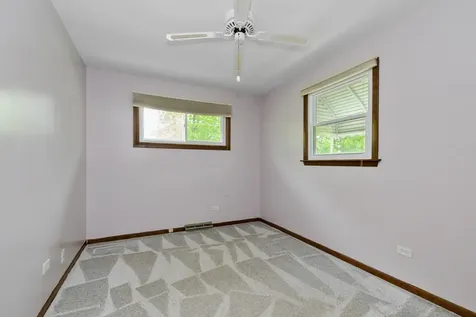 14740 Kilbourne Avenue Midlothian IL 60445