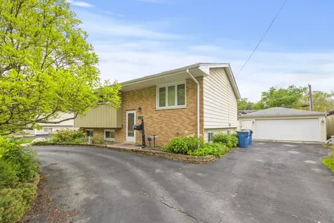 14740 Kilbourne Avenue Midlothian IL 60445