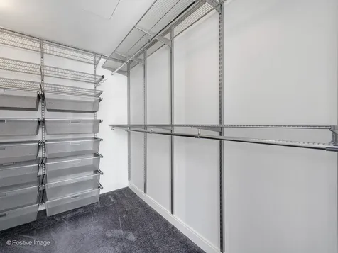 130 North Garland Court Chicago IL 60602