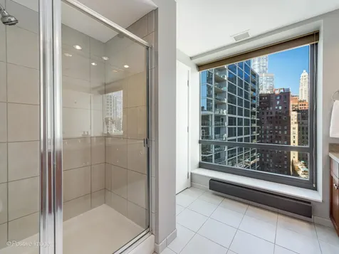 130 North Garland Court Chicago IL 60602