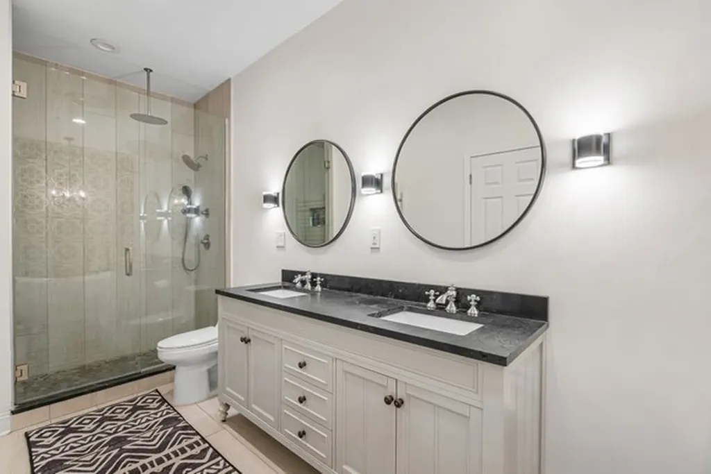2140 North Winchester Avenue Chicago IL 60614