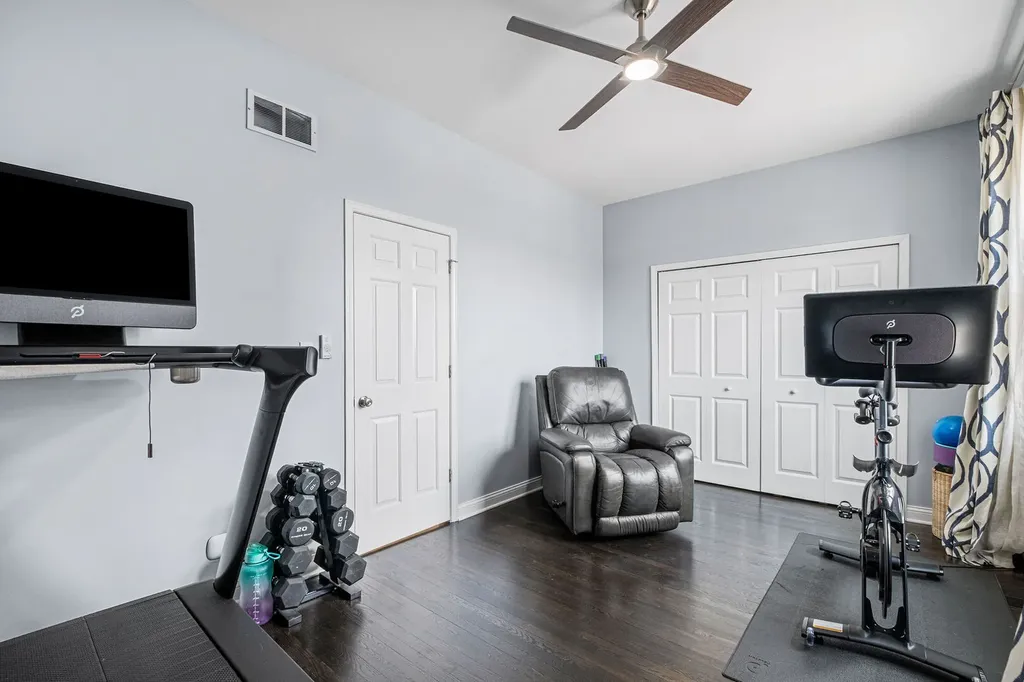 2140 North Winchester Avenue Chicago IL 60614
