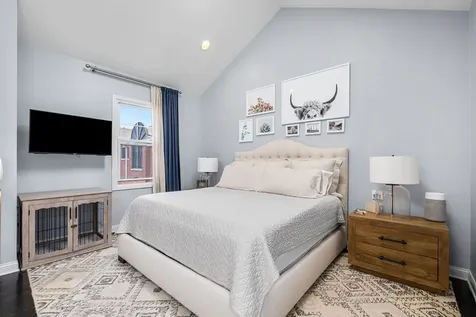 2140 North Winchester Avenue Chicago IL 60614