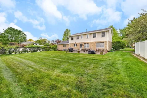 3212 Burr Oaks Drive Joliet IL 60431