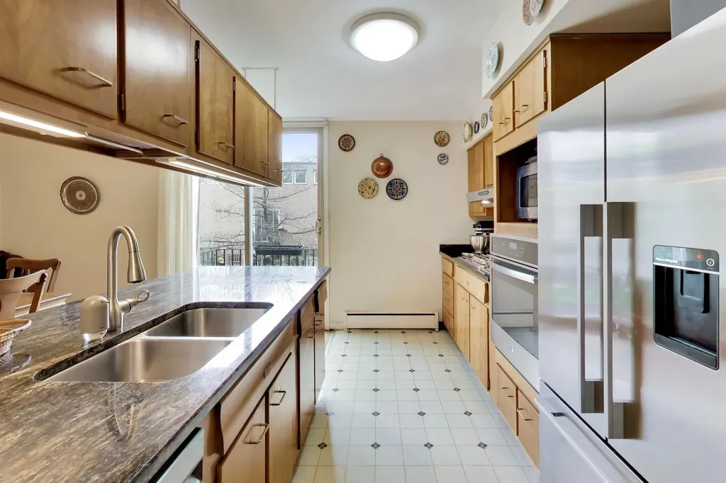 1456 East Park Place Chicago IL 60637