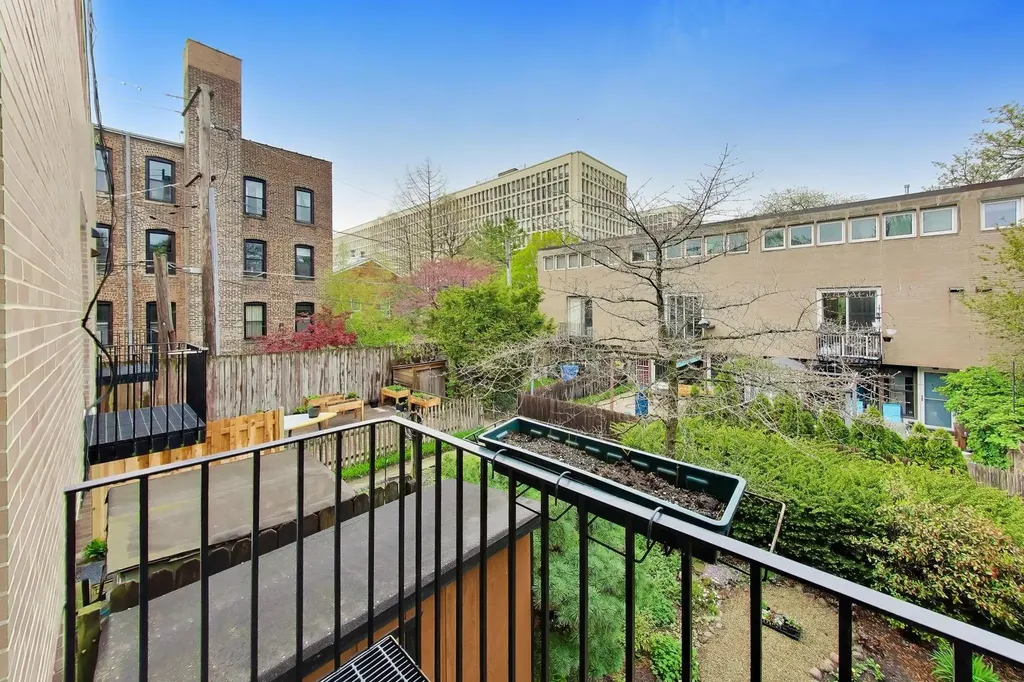 1456 East Park Place Chicago IL 60637