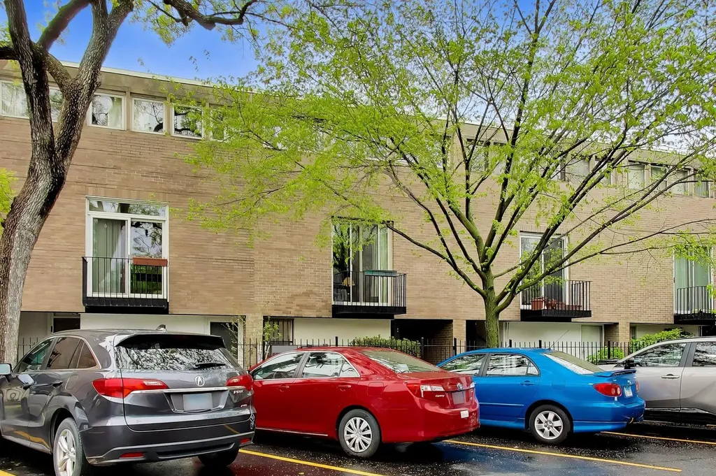 1456 East Park Place Chicago IL 60637