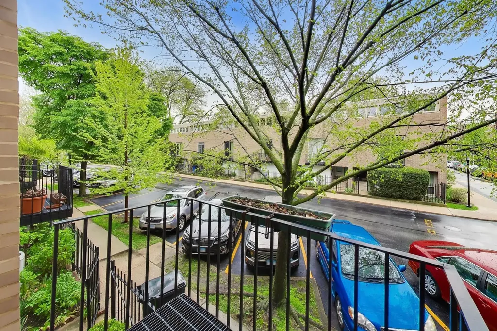 1456 East Park Place Chicago IL 60637
