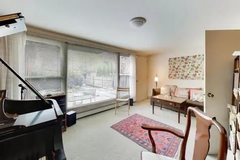 1456 East Park Place Chicago IL 60637