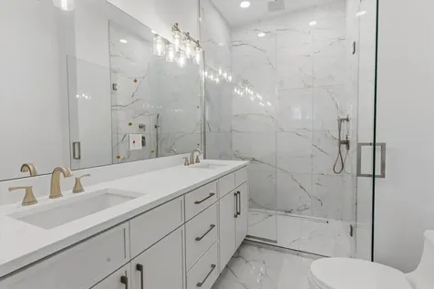 6414 North Francisco Avenue Chicago IL 60645