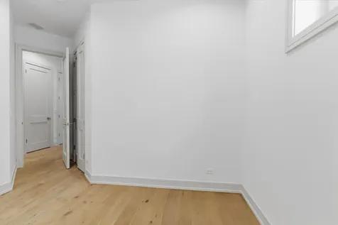 6414 North Francisco Avenue Chicago IL 60645