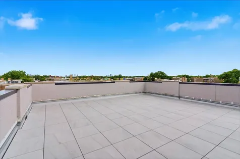 6414 North Francisco Avenue Chicago IL 60645