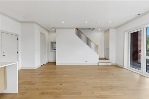 6414 North Francisco Avenue Chicago IL 60645