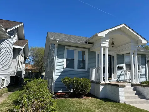 132 Mason Street Calumet City IL 60409