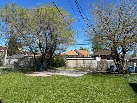 132 Mason Street Calumet City IL 60409