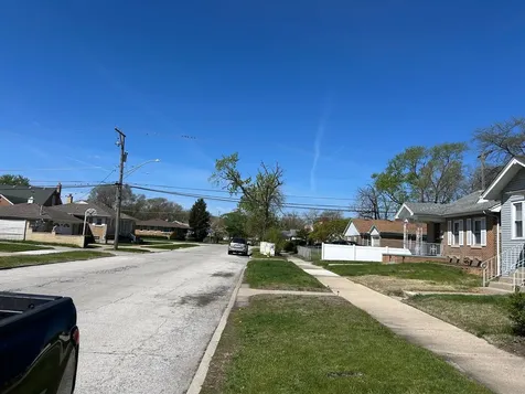 132 Mason Street Calumet City IL 60409