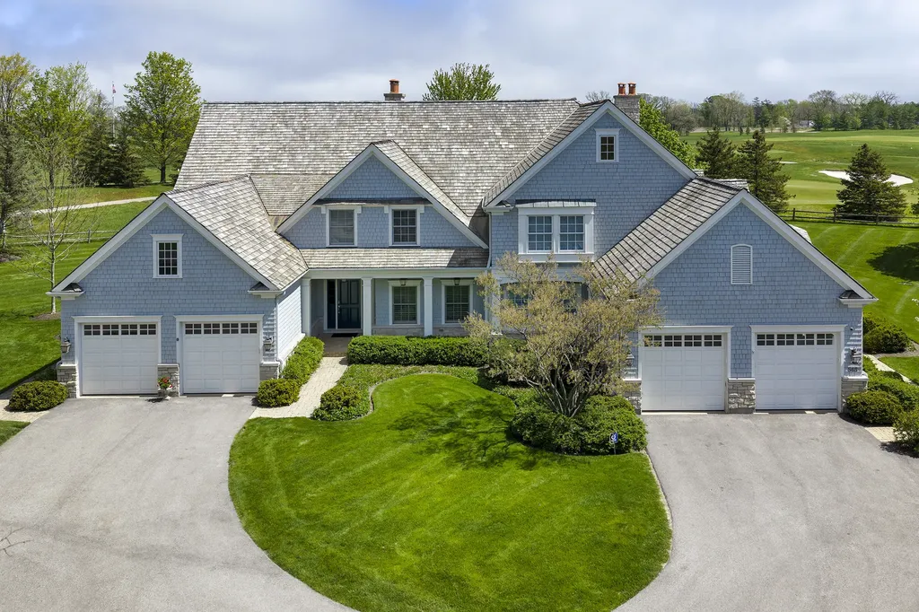563 Greenway Drive Lake Forest IL 60045