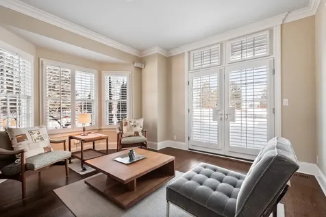 563 Greenway Drive Lake Forest IL 60045