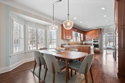 563 Greenway Drive Lake Forest IL 60045