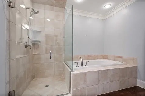 563 Greenway Drive Lake Forest IL 60045