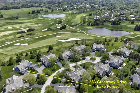 563 Greenway Drive Lake Forest IL 60045