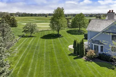 563 Greenway Drive Lake Forest IL 60045